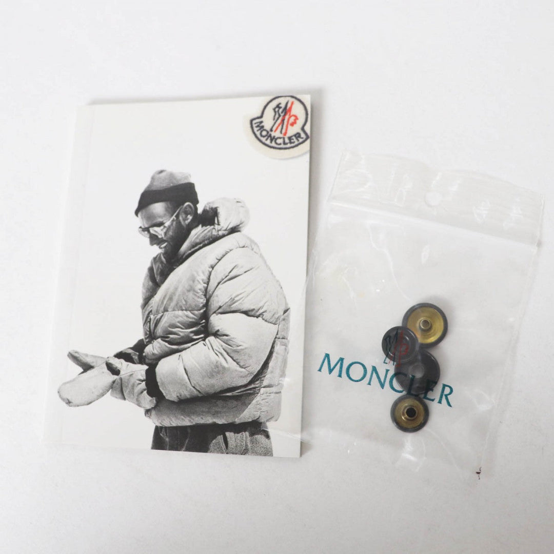 MONCLER Down jacket Outer: 100% nylon, Filling: 90% down, Filling: 10% feather black BADY Women Zero size Used Authentic