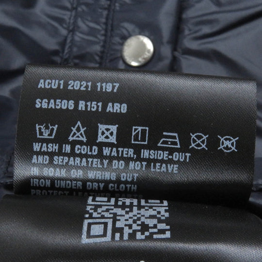 PRADA Down jacket SGA506 Main: 100% polyamide (nylon), Filling: 90% down, Filling: 10% feather, Partially recycled polyester Navy mens 46 Used Authentic