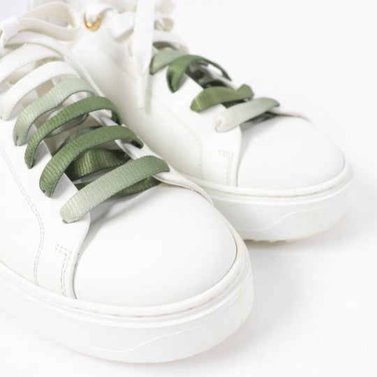 LOUIS VUITTON Low cut sneakers leather white timeout line 37.5