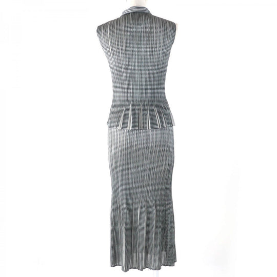 PLEATS PLEASE setup PP22-JE851 PP22-JG855 Main: 100% polyester gray Women Used Authentic