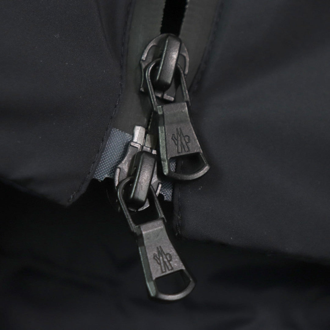 MONCLER Down jacket Outer: 100% polyester, Lining: 100% nylon, Lining: 100% nylon, Part: 100% wool, Filling: 90% down Dark navy VERNOUX mens 1 Used Authentic