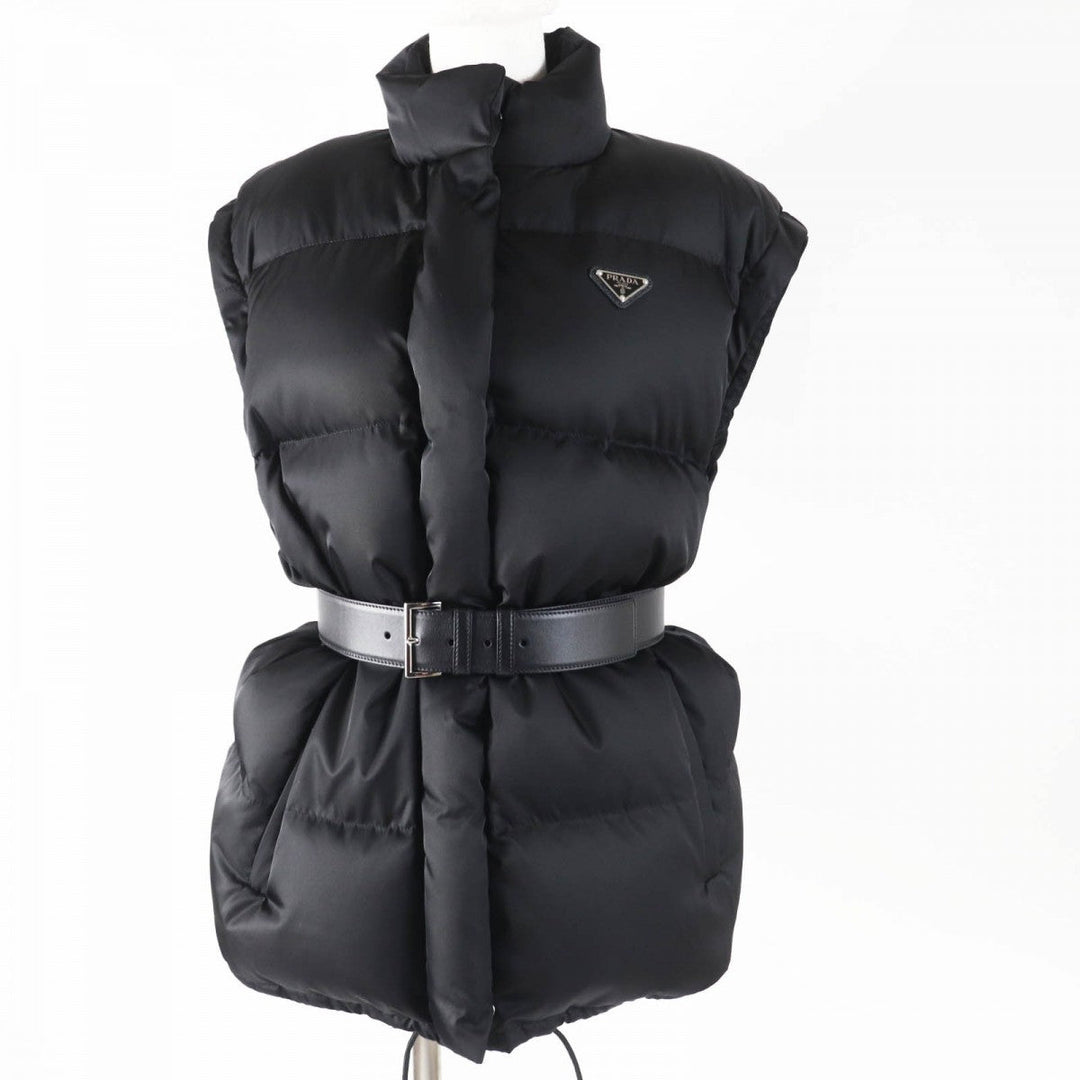 PRADA Down jacket 29L805 Main: Polyamide (Nylon) 100%, Fur: , Sleeve lining: Rayon 100%, Filling: Down 90%, Filling: Feather 10% black Women 36 Used Authentic