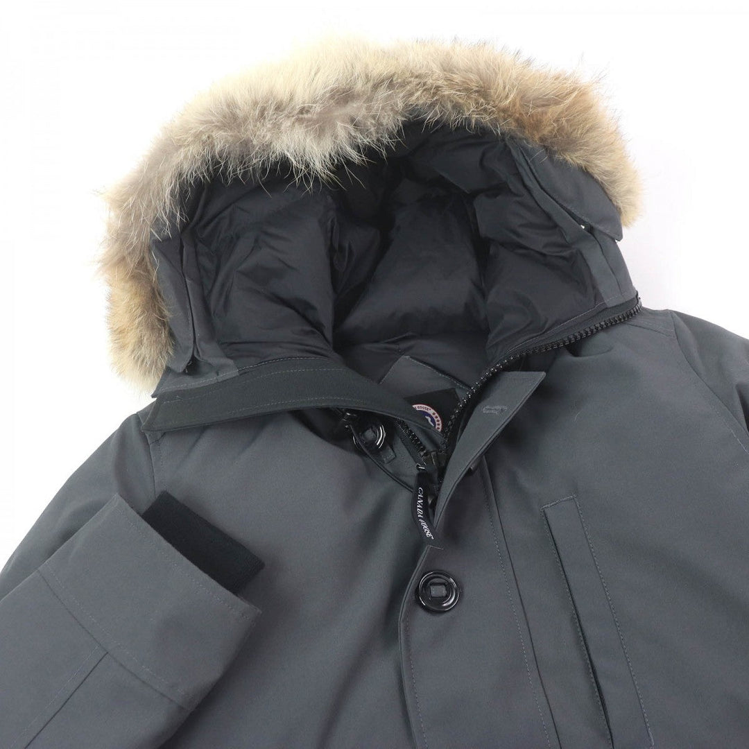 CANADA GOOSE Down jacket 3426MA Main: 85% polyester, Main: 15% cotton, Lining: 100% nylon, Filling: 80% down, Filling: 20% feather gray CHATEAU PARKA mens S Used Authentic
