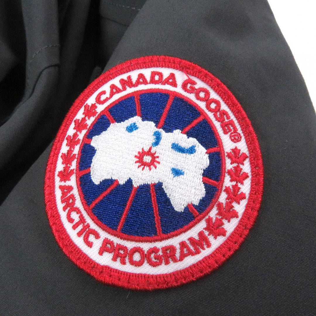 CANADA GOOSE Down jacket 3426MA Main: 85% polyester, Main: 15% cotton, Lining: 100% nylon, Filling: 80% down, Filling: 20% feather gray CHATEAU PARKA mens S Used Authentic