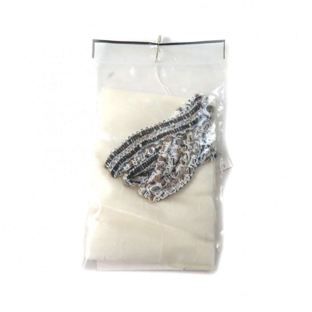 CHANEL Cut 05C P24999 Outer: 100% wool, Lining: 95% silk, Lining: 5% elastane off white Women 36 Used Authentic