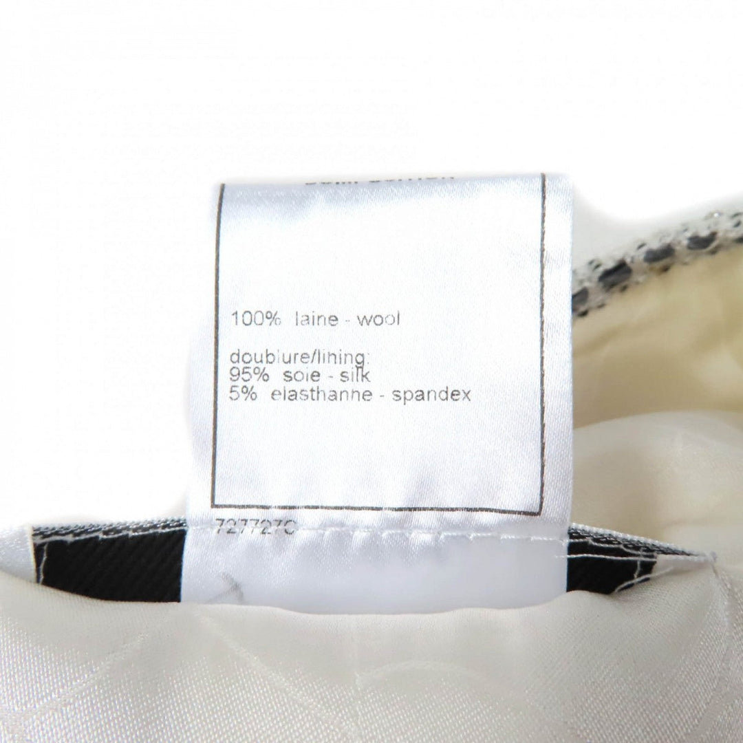 CHANEL Cut 05C P24999 Outer: 100% wool, Lining: 95% silk, Lining: 5% elastane off white Women 36 Used Authentic