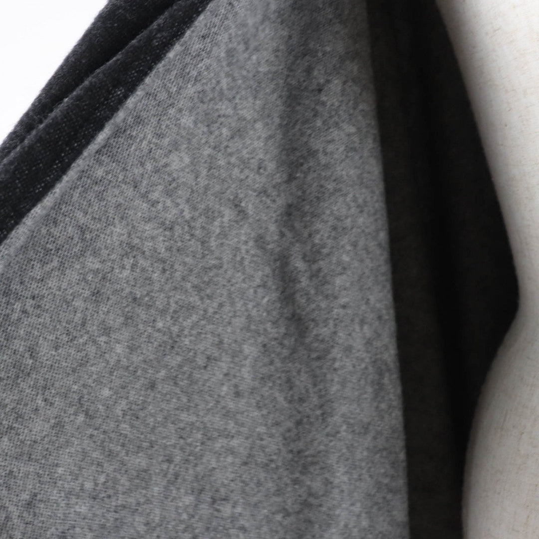 MONCLER poncho Main: 76% wool, 22% nylon, 2% other Charcoal gray MANTELLA Women Used Authentic