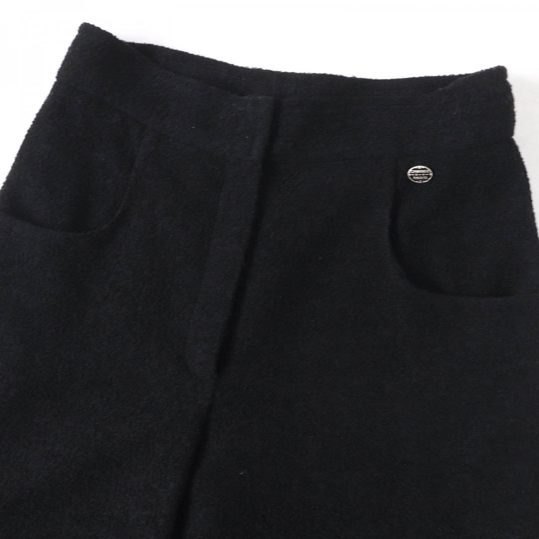 CHANEL Wide pants P54700V30847 Main: 94% wool, Main: 6% nylon, Lining: 100% silk black Women 38 Used Authentic