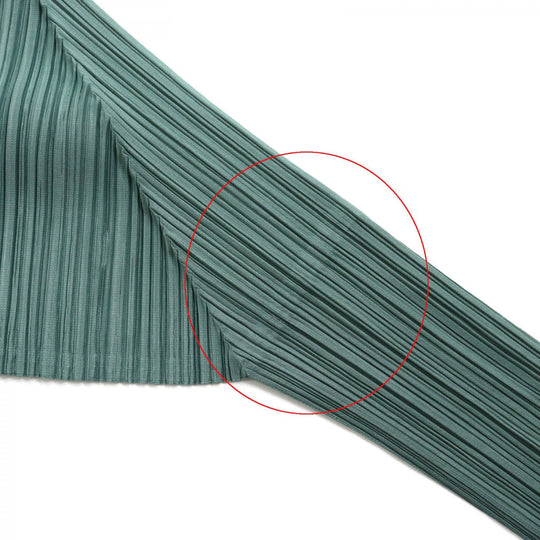 PLEATS PLEASE cardigan PP23JO123 Main: 100% polyester green MONTHLY COLORS�FJUNE Women 3 Used Authentic