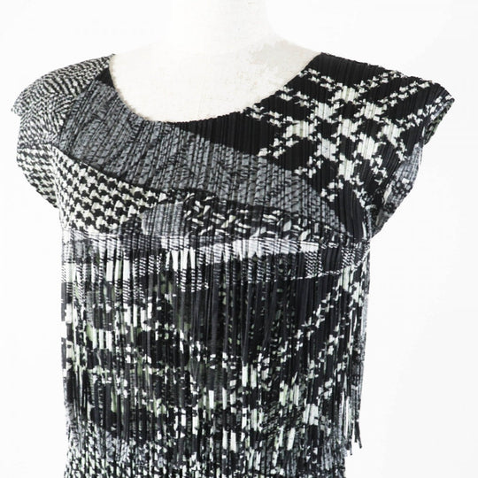 PLEATS PLEASE one piece PP43-JT476 Main: 100% polyester Black Grey Green Women 4 Used Authentic