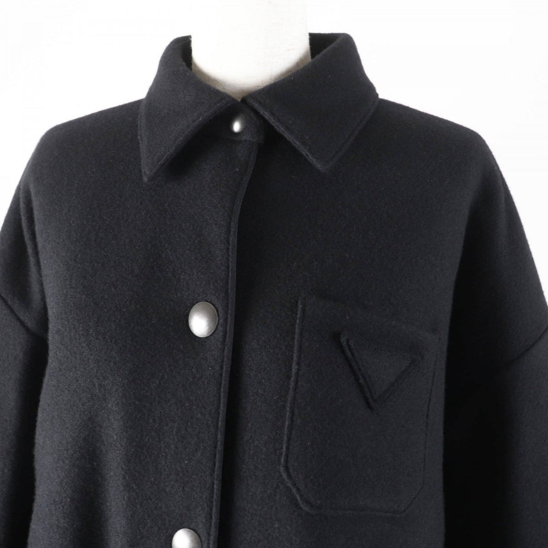 PRADA coat P594L Main: 55% virgin wool, Main: 45% cashmere, Lining: 100% recycled polyamide, Filling: 55% polyester, Filling: 45% recycled polyester black Women 38 Used Authentic