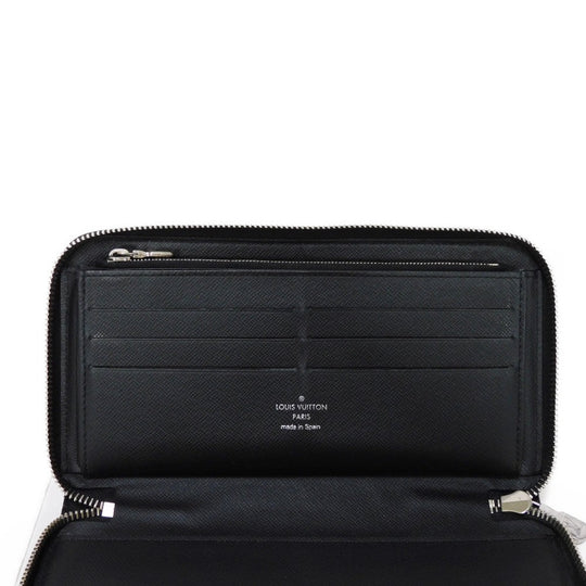 LOUIS VUITTON Long Wallet Purse M30056 Taiga leather (stamped) Noir Taiga Zippy Organizer NM