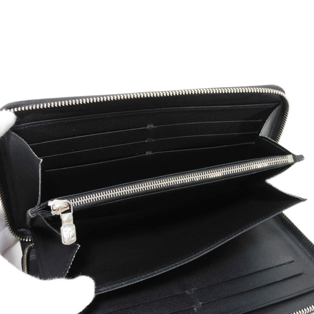 LOUIS VUITTON Long Wallet Purse M30056 Taiga leather (stamped) Noir Taiga Zippy Organizer NM