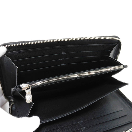 LOUIS VUITTON Long Wallet Purse M30056 Taiga leather (stamped) Noir Taiga Zippy Organizer NM