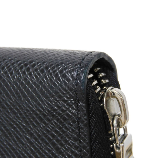 LOUIS VUITTON Long Wallet Purse M30056 Taiga leather (stamped) Noir Taiga Zippy Organizer NM