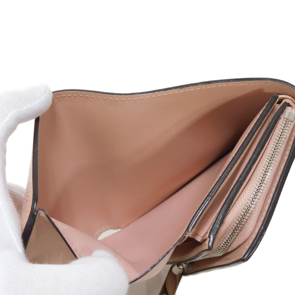 LOUIS VUITTON Bifold Wallet M62541 Mahina leather (stamped) Magnolia Monogram Mahina Portefeuille Iris Compact