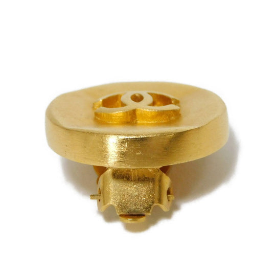 CHANEL Earring plating gold CC mark Round COCO Mark