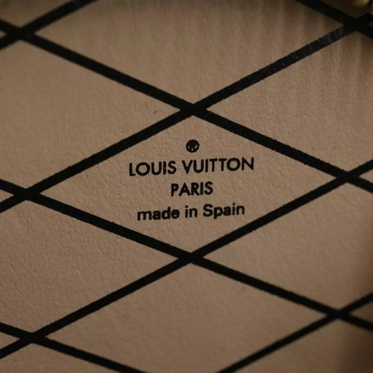 Louis Vuitton Catgram Chain Micro Powat Chapeau Coin Purse Monogram Canvas