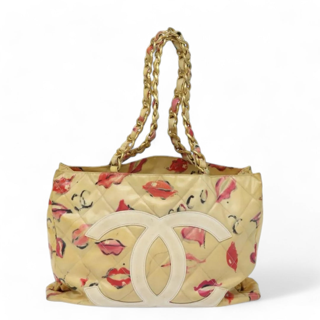 Chanel Chain Tote Bag Vinyl White CC Logo Quilted Pattern Women's Handbag