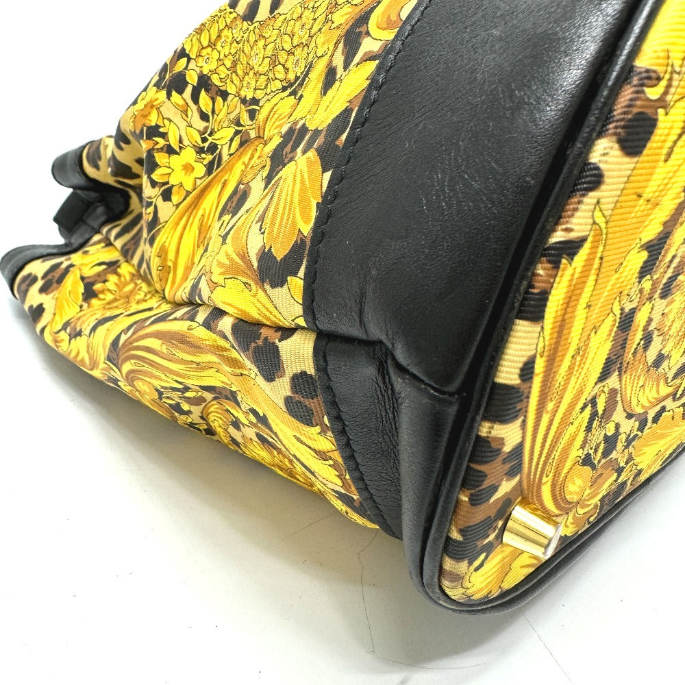 VERSACE Shoulder Bag Leather / PVC yellow vintage leopard drawstring leopard print leopard Women Used Authentic