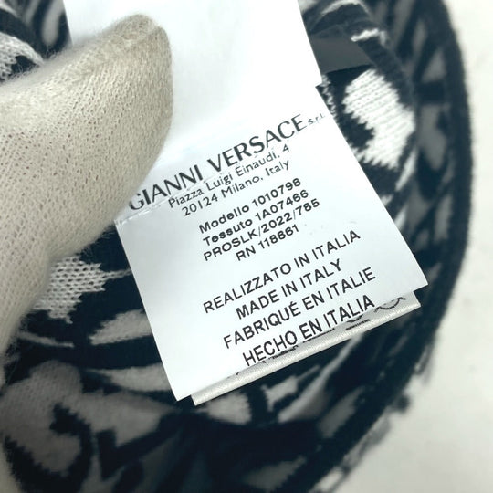 VERSACE Knit hat Wool, Cotton black All-over logo unisex(Unisex) Used Authentic