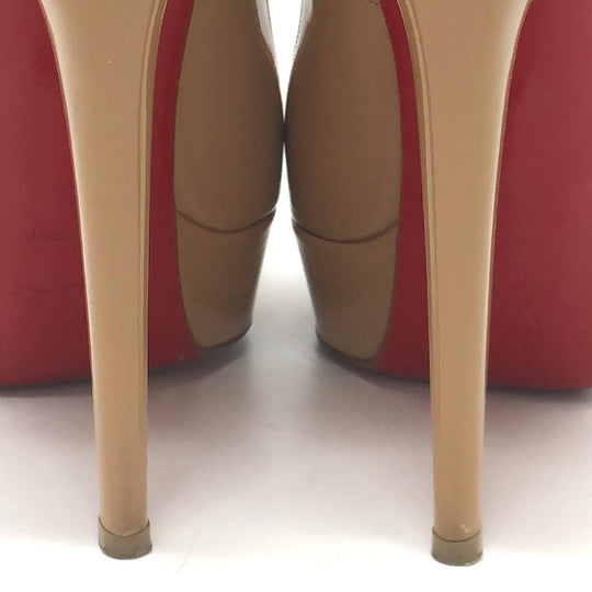 Christian Louboutin pumps enamel beige Women 38 Used Authentic