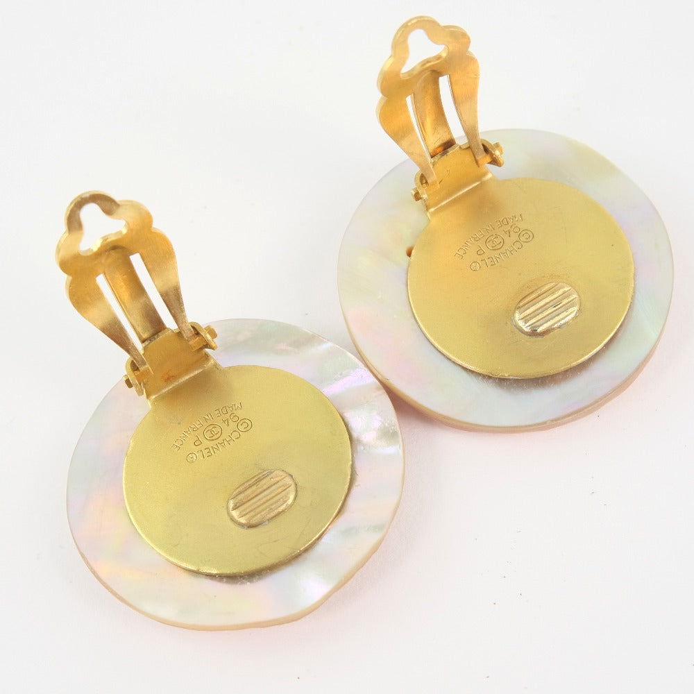 CHANEL Earring Shell, Plated Gold beige COCO Mark Women Used Authentic
