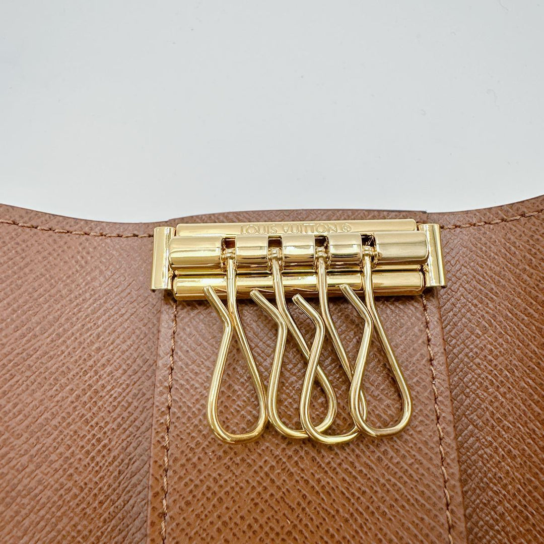 LOUIS VUITTON Key case Key holder  M69517 Monogram canvas Brown for 4 Monogram Multicles4 unisex(Unisex) Used Authentic