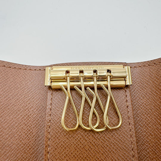 LOUIS VUITTON Key case Key holder  M69517 Monogram canvas Brown for 4 Monogram Multicles4 unisex(Unisex) Used Authentic