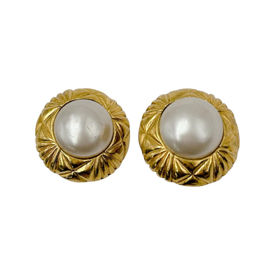CHANEL Earring Gold Plated, Faux Pearl gold vintage Women Used Authentic