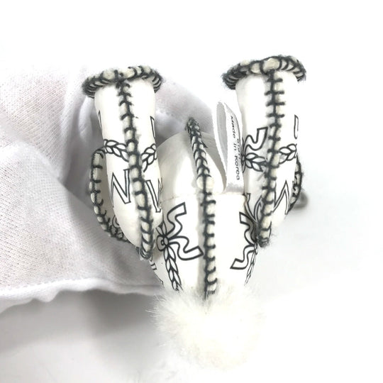 MCM key ring leather white Visetos logo Rabbit rabbit Women Used Authentic