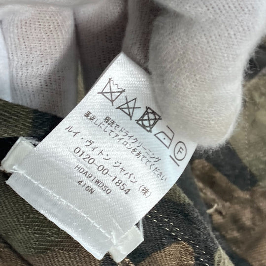 LOUIS VUITTON Jacket 1A3FE5 cotton green SUPREME Supreme camouflage camouflage denim tracker mens 46 Used Authentic