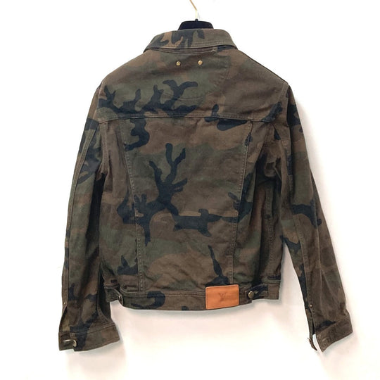 LOUIS VUITTON Jacket 1A3FE5 cotton green SUPREME Supreme camouflage camouflage denim tracker mens 46 Used Authentic