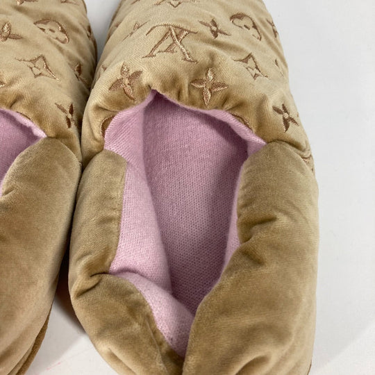 LOUIS VUITTON Other shoes 1A4M90 velvet beige Dreamy line Room Shoes Monogram Women 38 Used Authentic