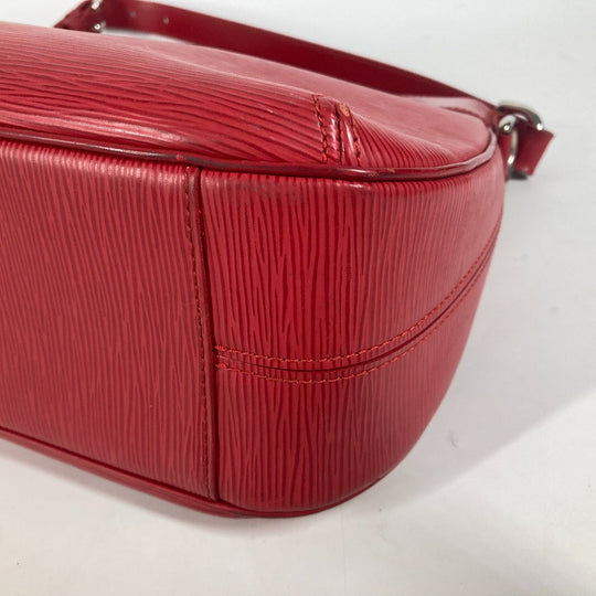 LOUIS VUITTON Shoulder Bag M5927E Epi Leather Red Epi Turen GM Women Used Authentic