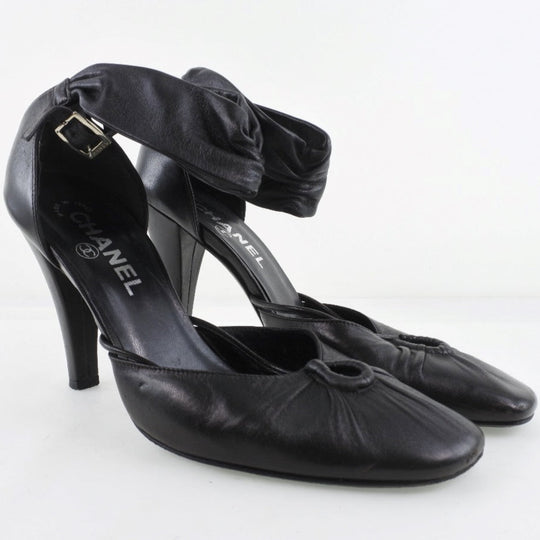 CHANEL pumps Calfskin black Women 36 1/2 Used Authentic