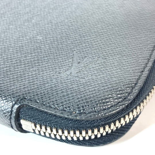 LOUIS VUITTON Clutch bag M32612 Taiga Leather black Taiga Vladimir unisex(Unisex) Used Authentic