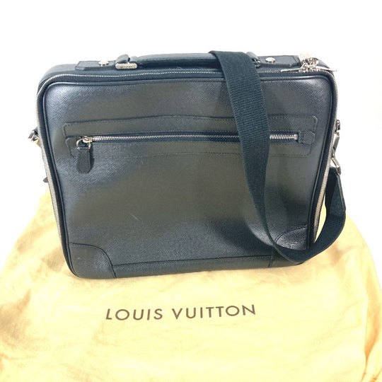 LOUIS VUITTON Business bag M32522 Taiga Leather black Taiga Porto Ordinatour Odessa mens Used Authentic