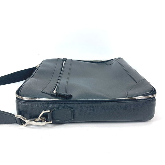LOUIS VUITTON Business bag M32522 Taiga Leather black Taiga Porto Ordinatour Odessa mens Used Authentic
