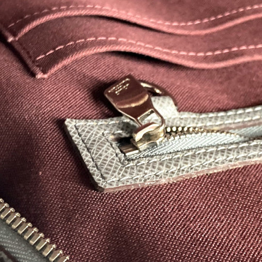 LOUIS VUITTON Business bag M32782 Taiga Leather gray Taiga Neo Igor