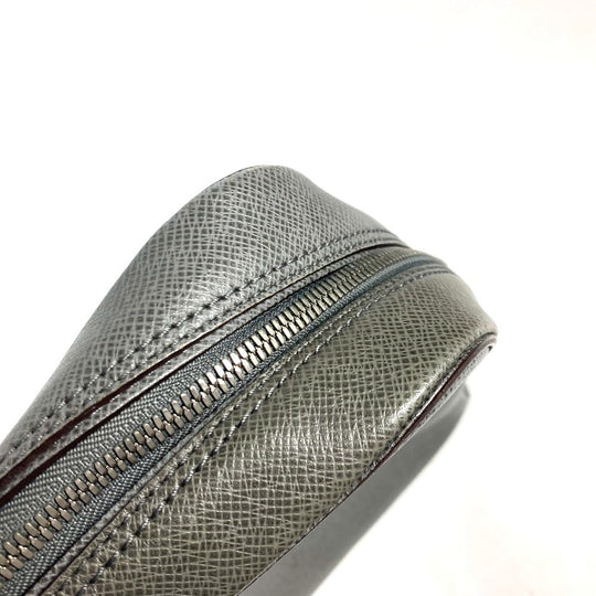 LOUIS VUITTON Business bag M32782 Taiga Leather gray Taiga Neo Igor