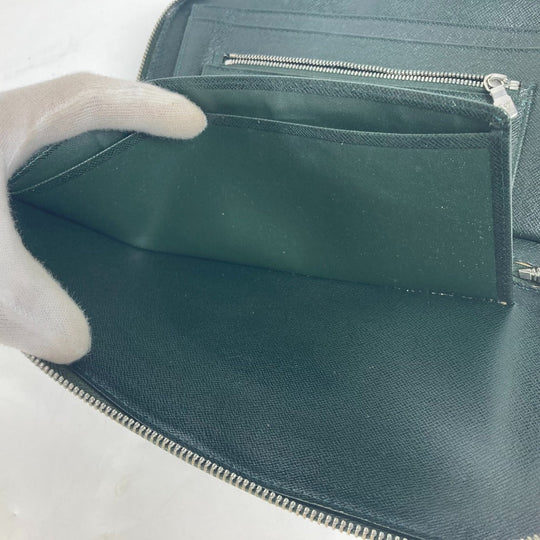 LOUIS VUITTON Long Wallet Purse M30654 Taiga Leather green Taiga Organizer Atoll mens Used Authentic