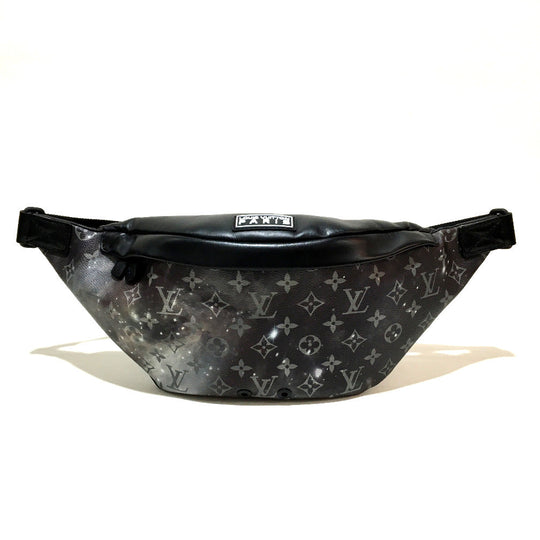 LOUIS VUITTON Sling bag ‚l44444 Monogram Galaxy Canvas, Leather Silverx black Monogram Galaxy Discovery Bum Bag mens Used Authentic