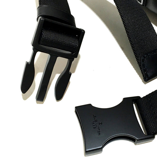 LOUIS VUITTON Sling bag ‚l44444 Monogram Galaxy Canvas, Leather Silverx black Monogram Galaxy Discovery Bum Bag mens Used Authentic