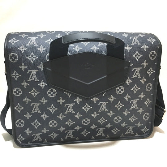 LOUIS VUITTON Shoulder Bag M43293 Monogram savanna canvas Navy Monogram savanna Messenger GM mens Used Authentic