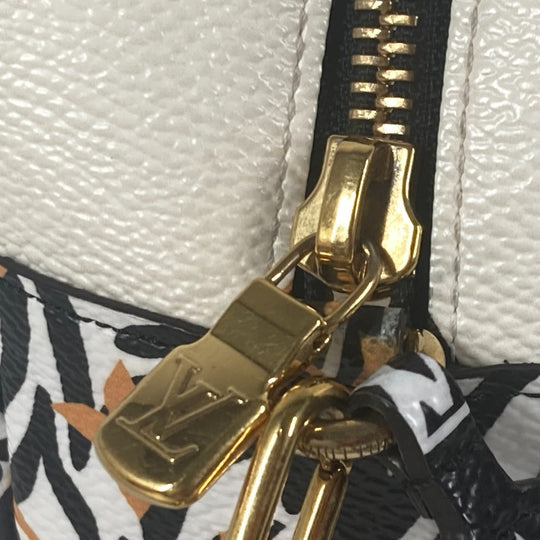 LOUIS VUITTON Shoulder Bag M67883 leather black monogram jungle Beach porch Women Used Authentic