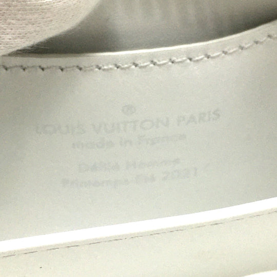 LOUIS VUITTON Trifold wallet M80209 Taurillon Clemence Leather white Monogram LV friend print unisex(Unisex) Used Authentic