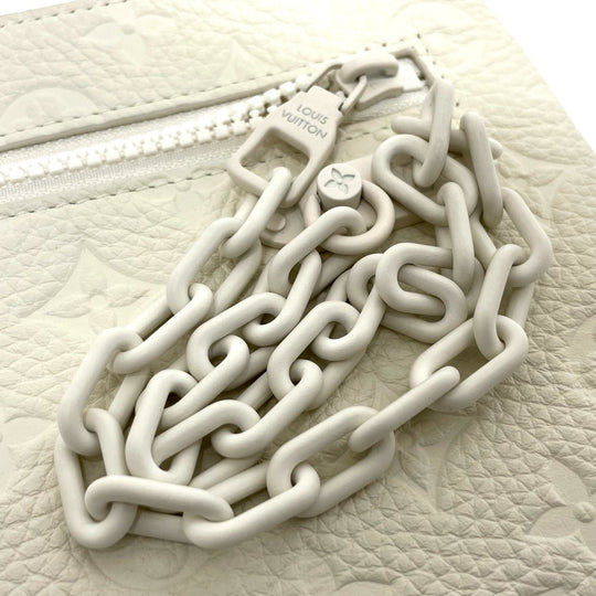 LOUIS VUITTON Clutch bag M67462 Taurillon Clemence white Taurillon Clemence Monogram Pochette A4 mens Used Authentic