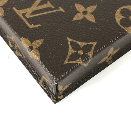 LOUIS VUITTON Pouch M68523 Monogram canvas Brown Monogram Carabiner Box phone case Women Used Authentic