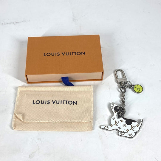 LOUIS VUITTON key ring M00747 metal Silver Bishou Sack LV Dog unisex(Unisex) Used Authentic